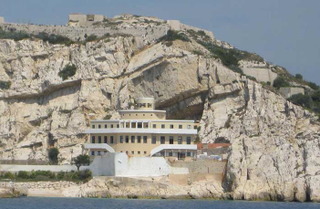 Illustration for article titled These Buildings Are Made Out of Ships